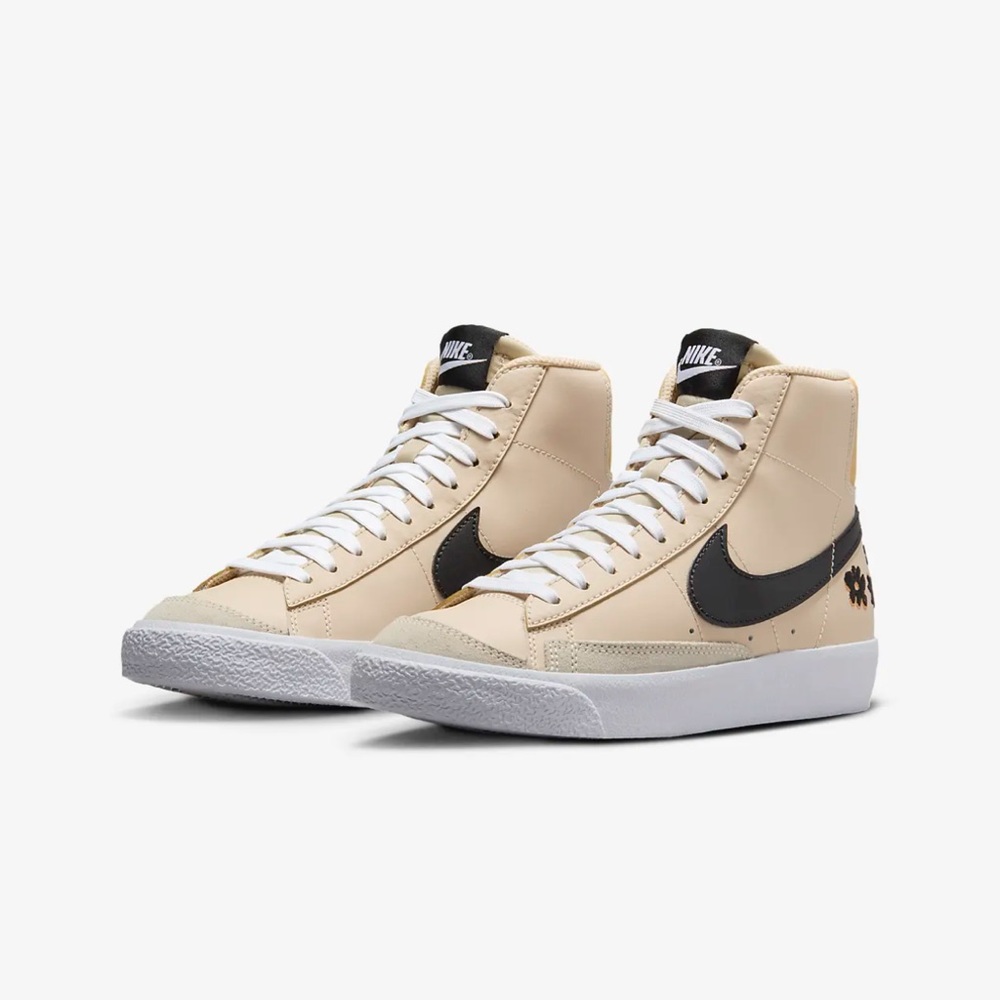 Nike blazer sneakers hi top